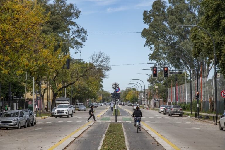 Se inaugura la doble calzada en avenida Rouillón