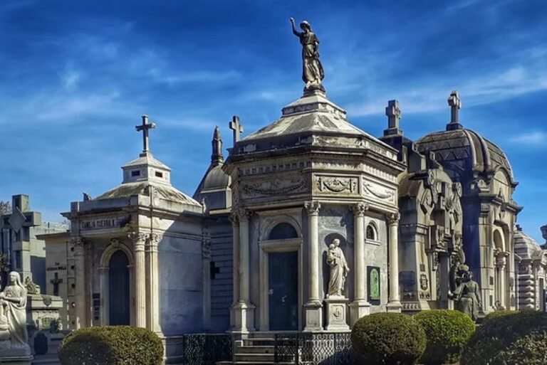 El cementerio El Salvador se suma al festival Open House 2026