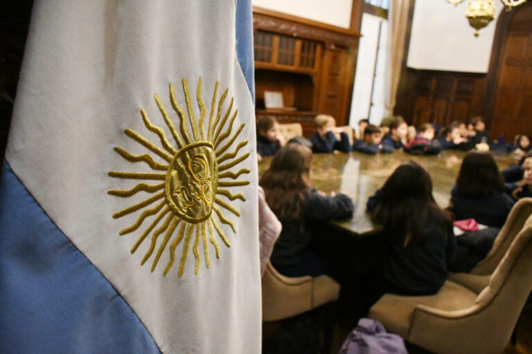 Rosario: convocan a escuelas a visitar el Concejo Municipal durante las jornadas de Promesa a la Bandera