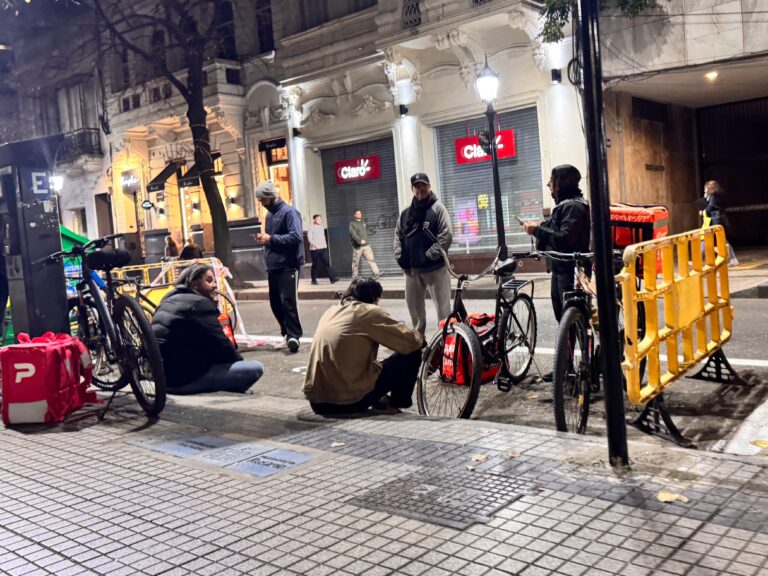 Aplicaciones de delivery: así serán las Estaciones Modulares que proyecta Lifschitz para Rosario