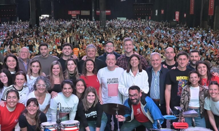 Desde Rosario, el Socialismo se mostró fuerte, unido y en carrera hacia 2027
