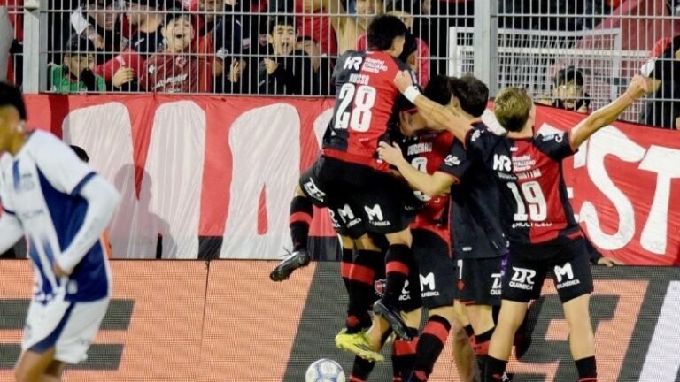 Newell’s lo ganó 1 a 0 ante Talleres y arrancó con el pie derecho en el Coloso