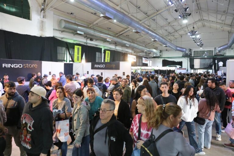 Rosario Outlet, Marcas de Acá, celebra su quinta edición con la mejor ropa confeccionada en la ciudad