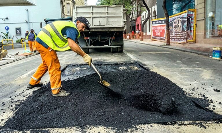 Javkin anunció fuerte inversión en arreglo de calles: ¿a cuáles les toca?