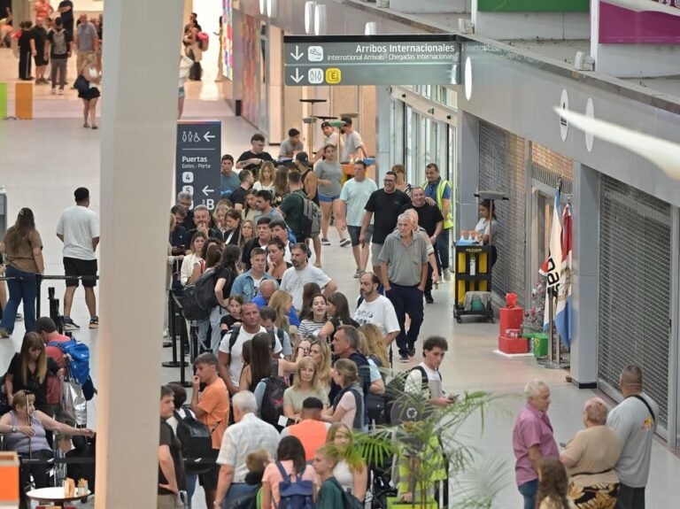 Impulsan un paseo comercial en el Aeropuerto Internacional de Rosario: tendrá 11 locales