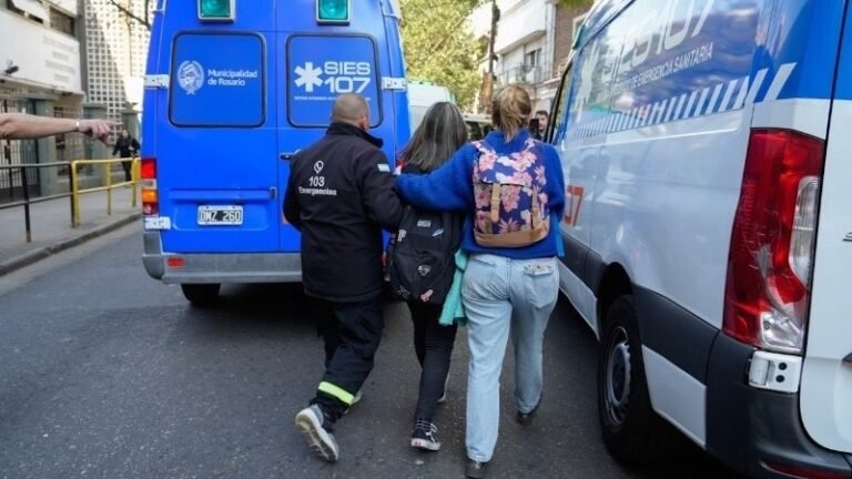 Rosario amplía la atención telefónica para prevención del suicidio en la línea 107