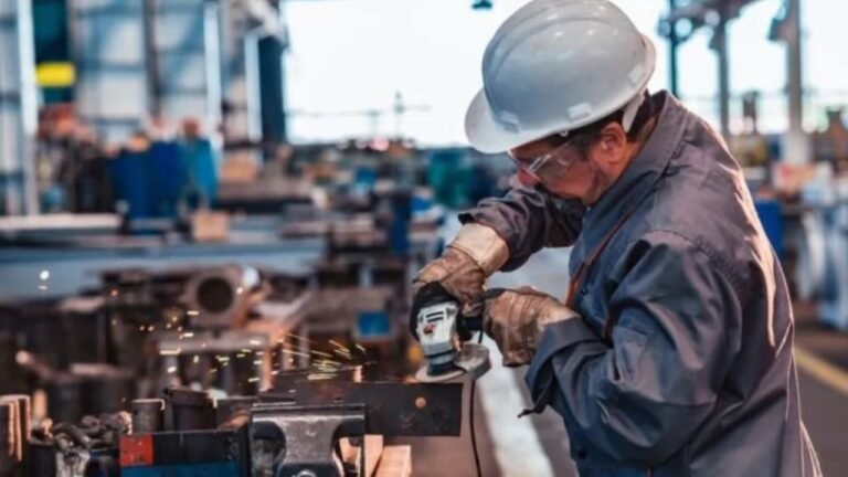 La mitad de las industrias registró caídas en sus ventas durante julio